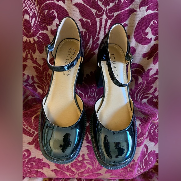 NWOT Journee Collection Sophilynn Platform Heel Mary Jane Pump Black Patent Sz 7 - Picture 4 of 8